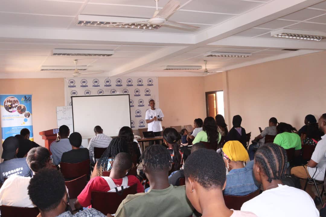 L&rsquo;AJSG forme les futurs journalistes de Guinée au journalisme scientifique